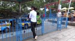 （自由职业妍妍）模拍系列之二十七：长裤高跟玩鞋