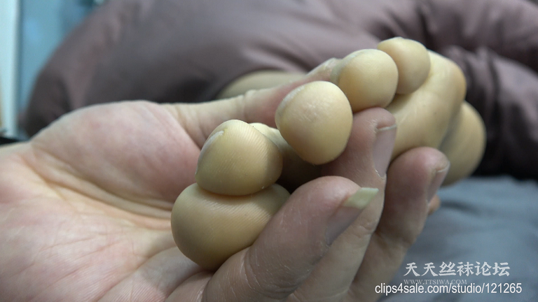 【K&amp;M】Airline steward[00_10_47][20250509-170744].png