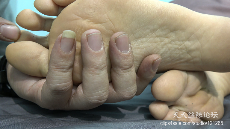 【K&amp;M】Airline steward[00_13_20][20250509-170550].png