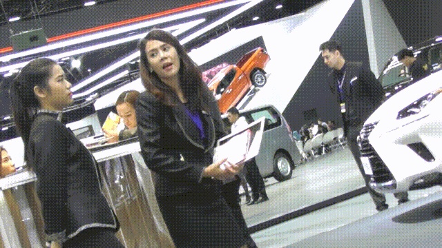 134819vetutgkztts6zp8e.gif