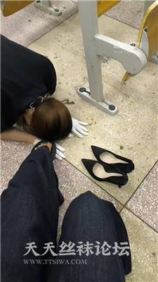 【爱可】教室调教考研学姐